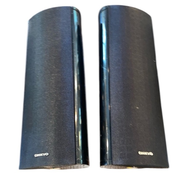 Onkyo set of front left front right surround sound speakers model SKF-750XF - Picture 1 of 5